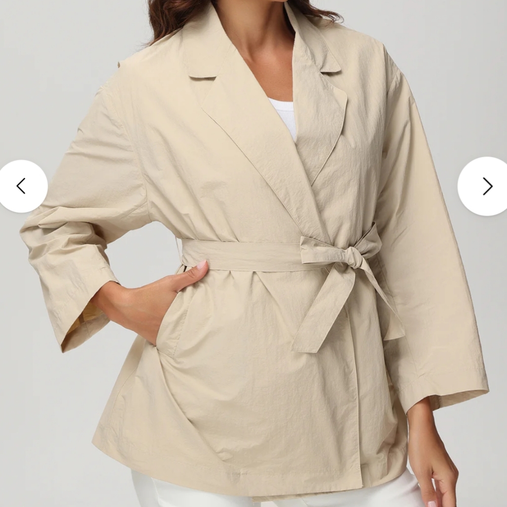 NWT 89th& Madison Women's Beige Belted Jacket